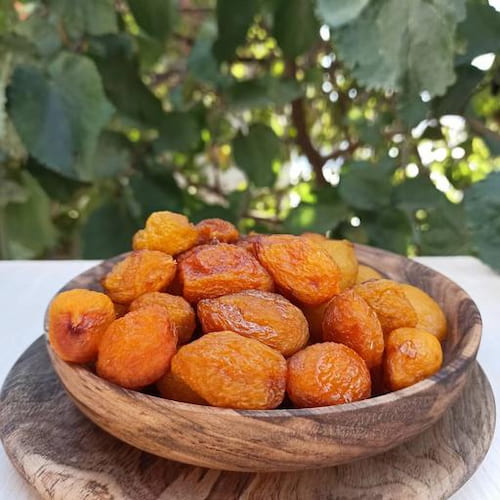 آلو بخارا شیرین مناسب مصرف میان‌ وعده